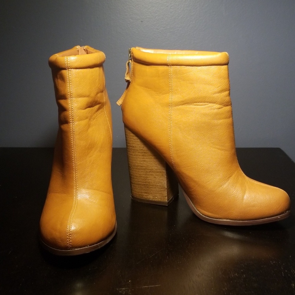 Torrid Tan Ankle Boot Women's 10 wide